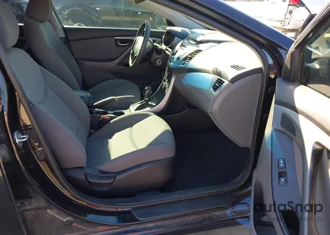 2016 Hyundai Elantra Se from USA, damaged, VIN 5NPDH4AE9GH723371